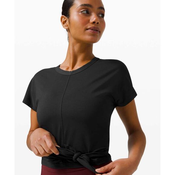 Lululemon Sz 4 Its A Tie Tee Wrap Shirt Cropped Short Sleeve Pima Cotton Black - Picture 1 of 11